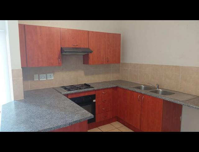 2 BEDROOM APARTMENT FOR SALE IN COMET